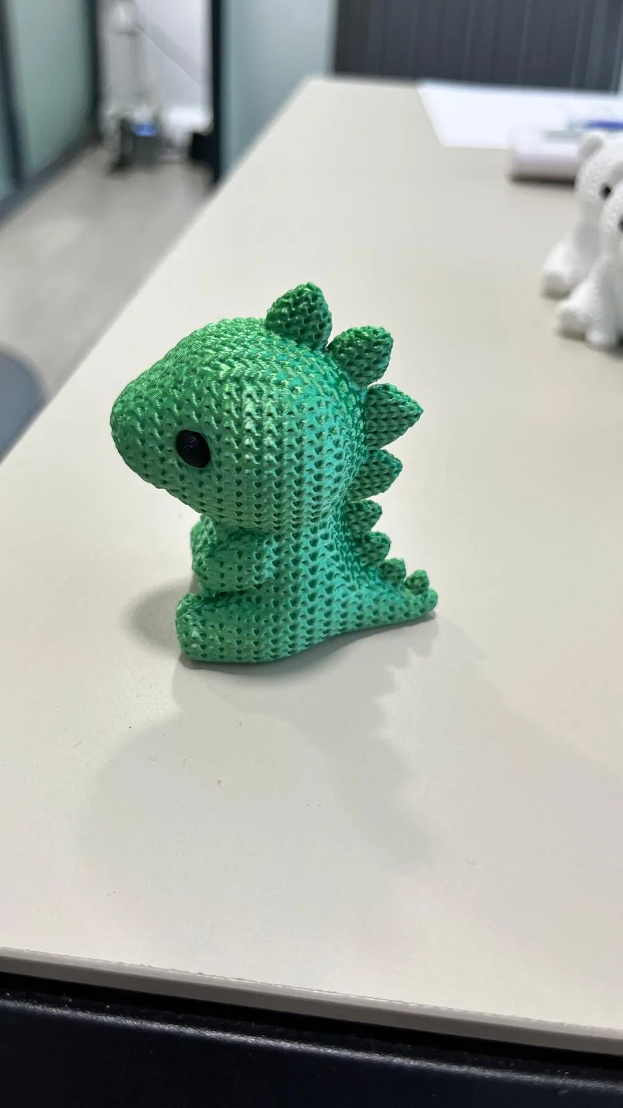 Sevimli Örgü Dokulu 3D Baskı Dinozor Figürü