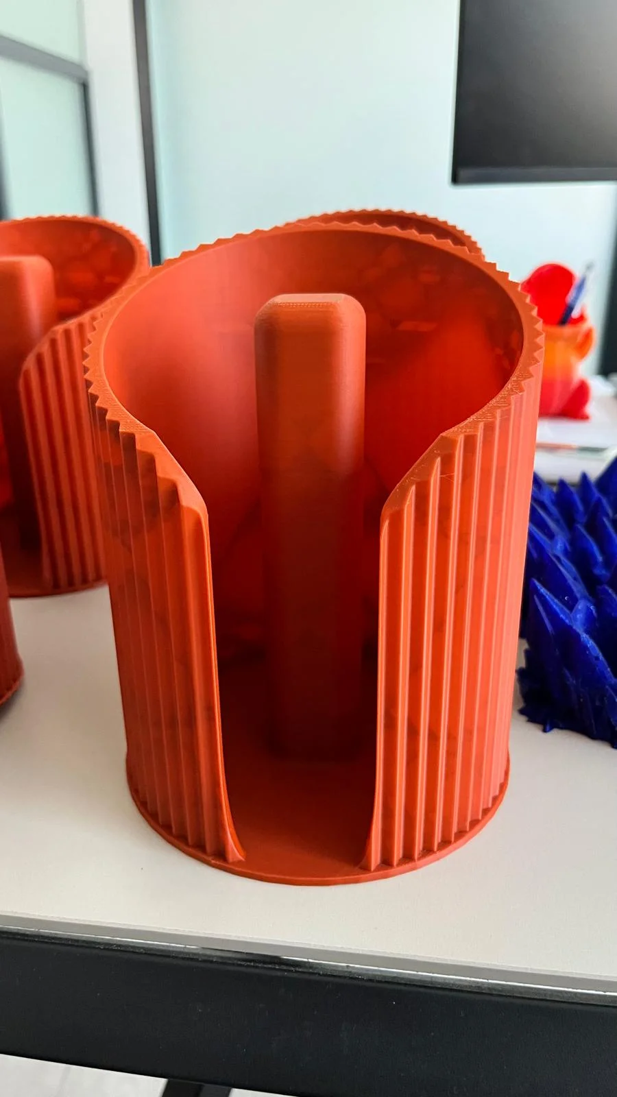 Kağıt Havlu Askısı - Yuvarlak 3D