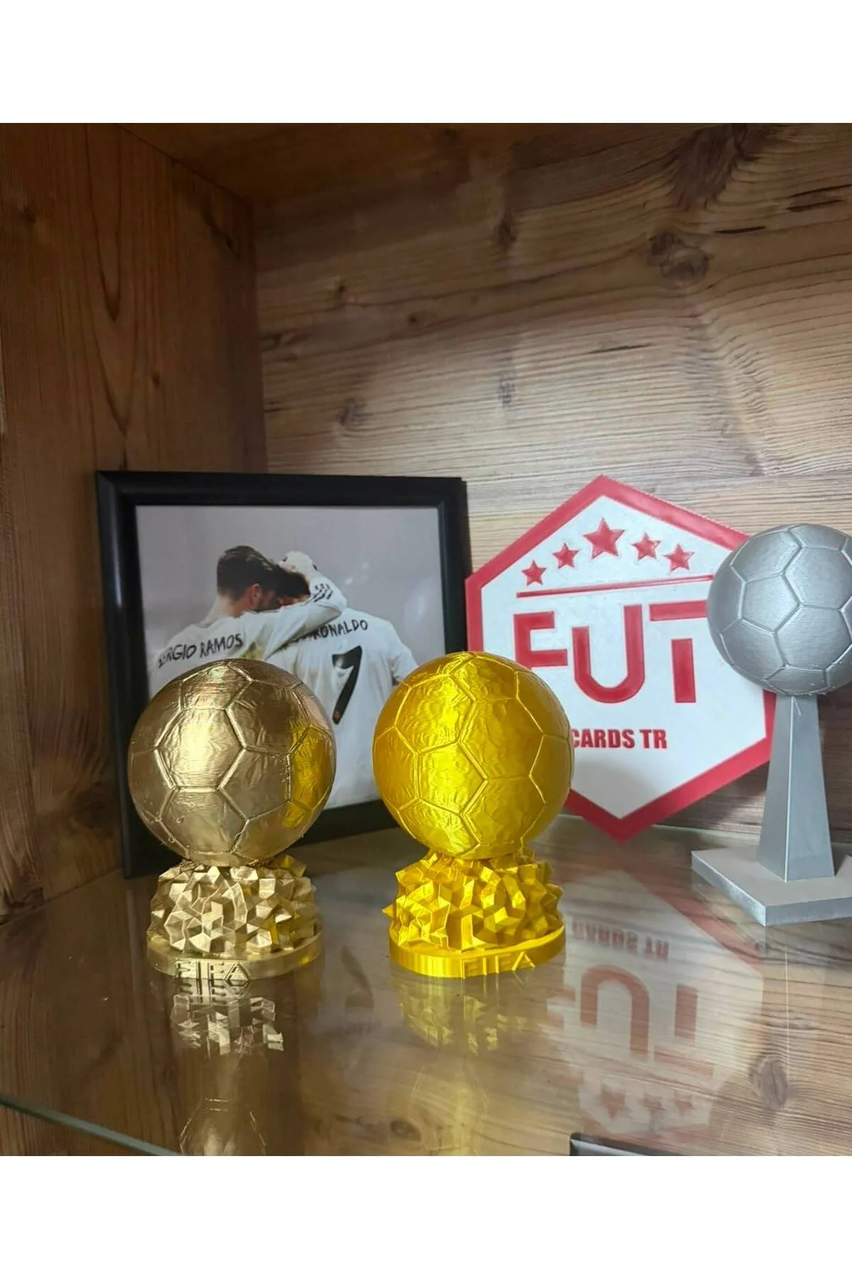 Ball On D’or Futbolcu Ödülü Dev Boy